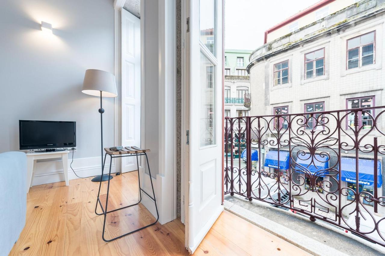 Lovelystay - Porto Windows With Ac By Central Station Eksteriør billede